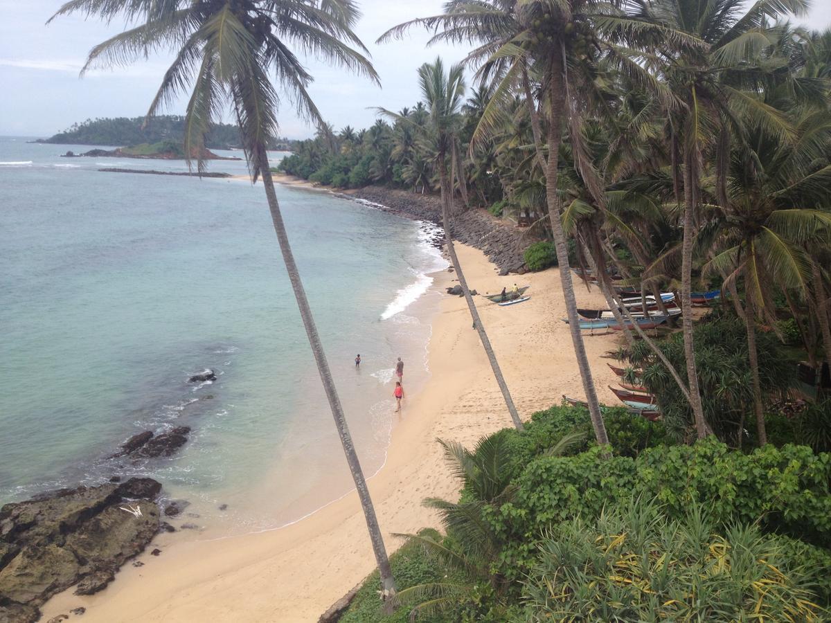 Mirissa Seastar Hotel Buitenkant foto